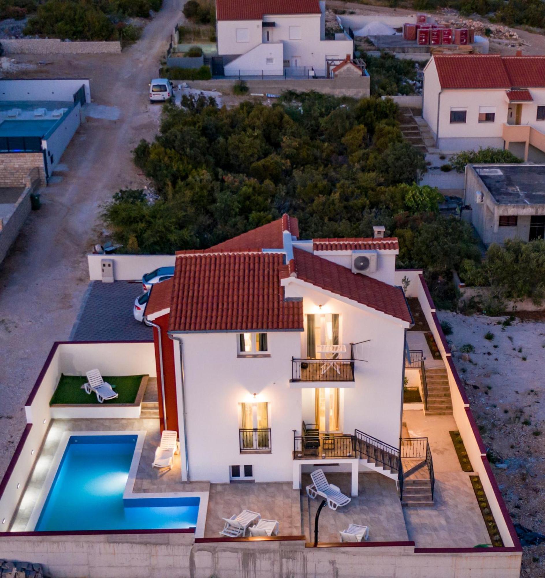 Olive Bridge Villa Maslenica Bagian luar foto
